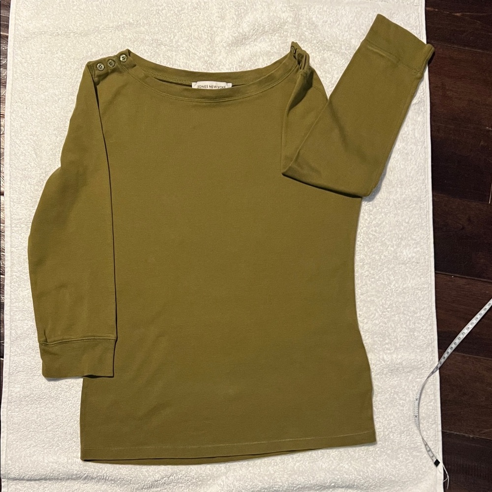 Jones New York Olive Button-Shoulder 3/4 Sleeve Shirt